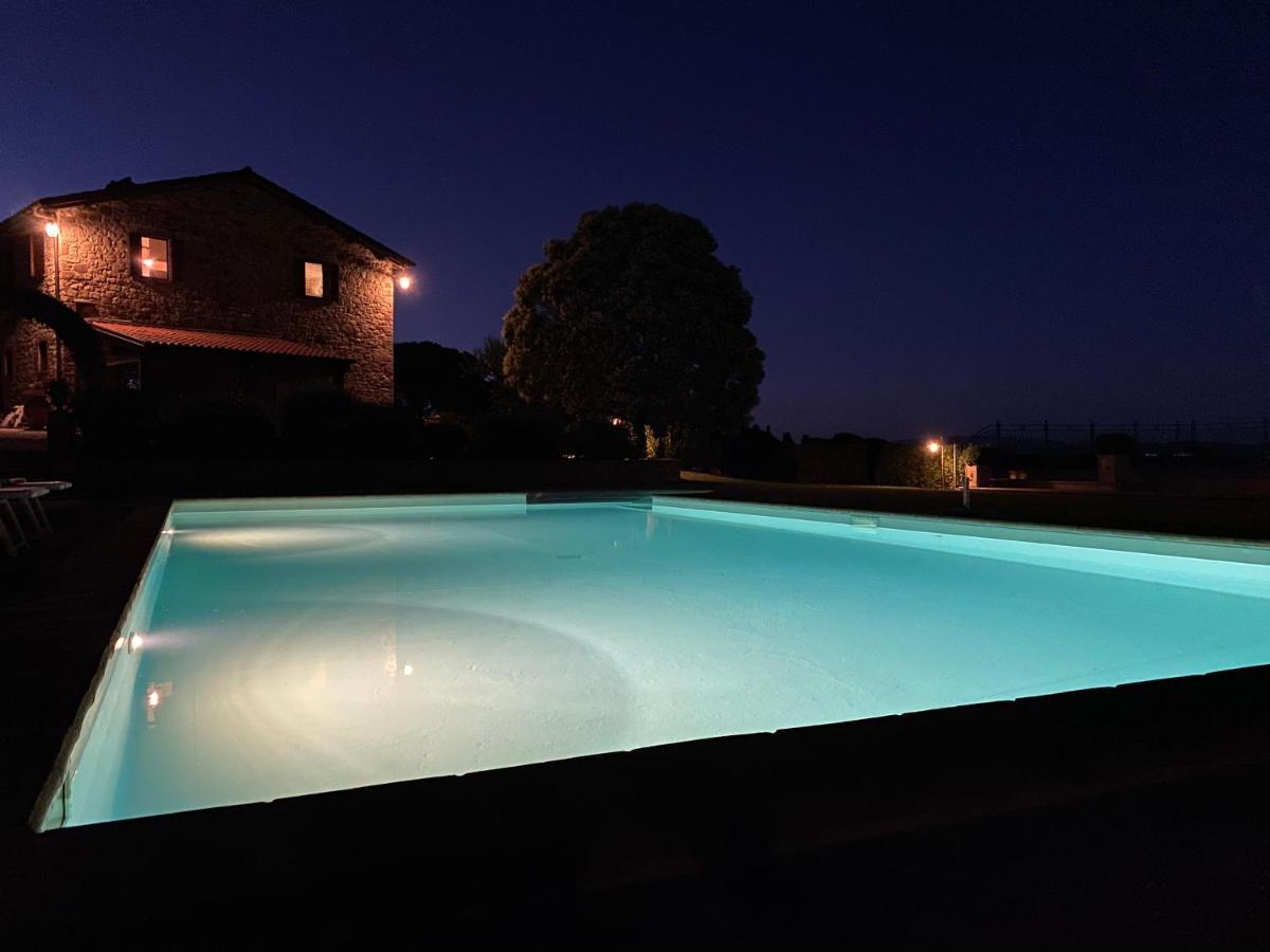 La Luna Di Mezzanotte Fratta Todina Buitenkant foto